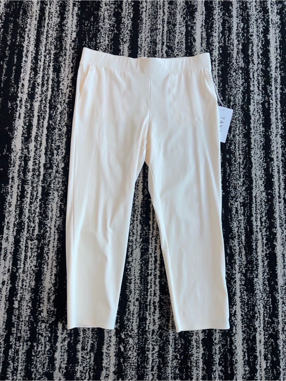 Tavik Cream Cropped Pull-On Pants